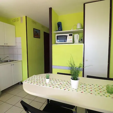 Climatise, Piscine Et Parking A 650m De La - Fr-1-307-88